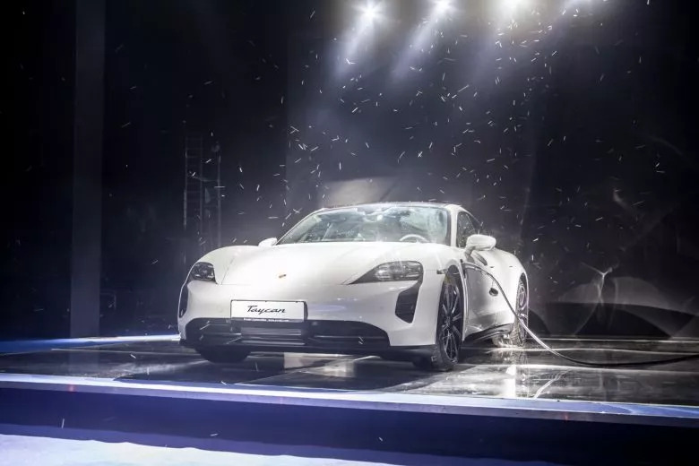 Lancement du nouveau Porsche Taycan en Tunisie