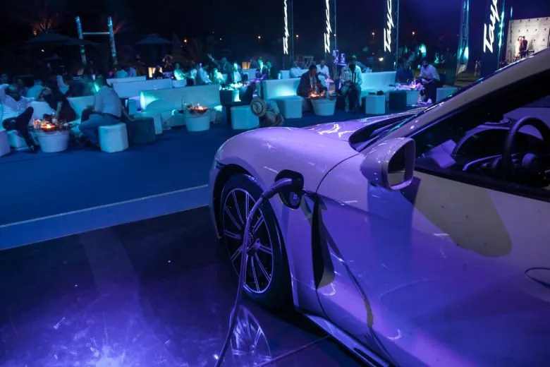 Lancement du nouveau Porsche Taycan en Tunisie