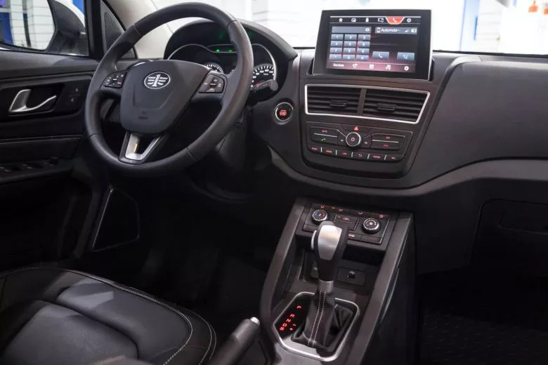 Faw Besturn X40 1.6 L - TLM Motors Tunisie