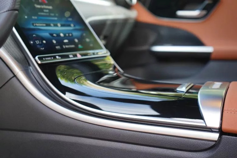 Mercedes-Benz Classe C 180 EQ Boost 9G-Tronic AMG - intérieur