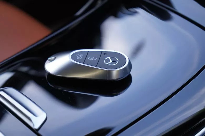 Mercedes-Benz Classe C 180 EQ Boost 9G-Tronic AMG - intérieur