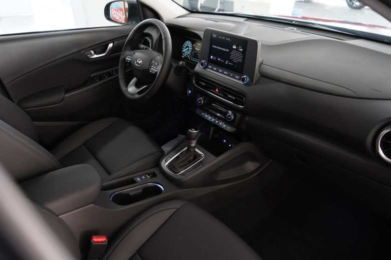 Hyundai Kona Hybride 1.6 l T-GDI BVA -  interior