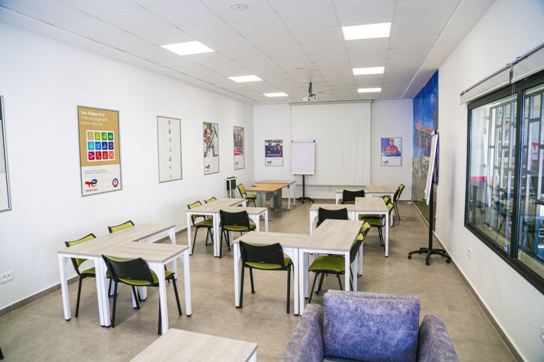TotalEnergies inaugure son académie de formation réseau