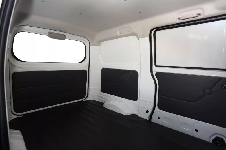 Changan New Star Van 1.2 L - intérieur