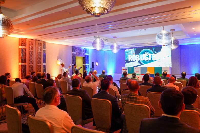 TotalEnergies Tunisie & Renault Trucks signent un contrat de partenariat