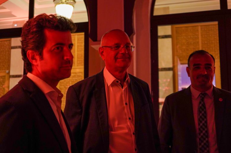 TotalEnergies Tunisie & Renault Trucks signent un contrat de partenariat