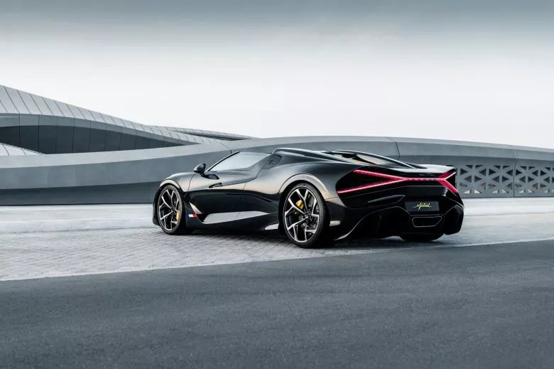 Bugatti W16 Mistral