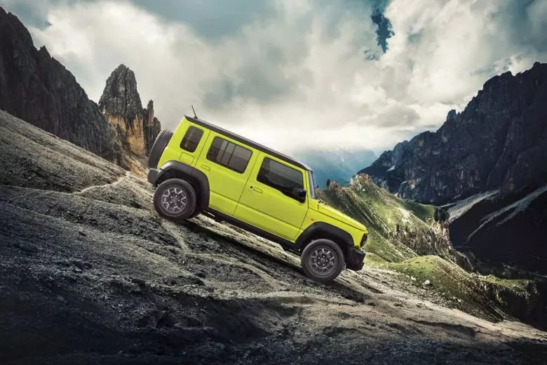 Suzuki dévoile le Jimny 5 portes