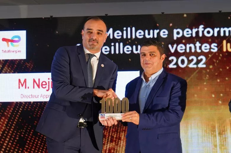 Totalenrgies et AD Tunisie célebrent les 1000 tonnes - Meilleures réalisations et meilleures ventes de lubrifiants 2022