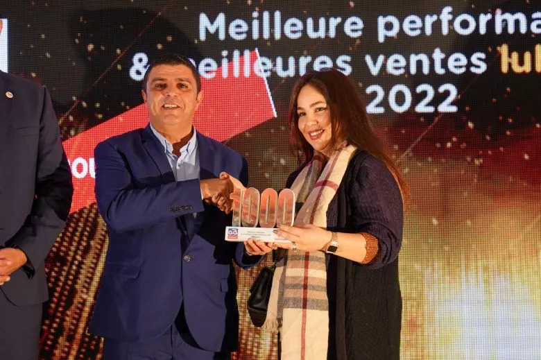 Totalenrgies et AD Tunisie célebrent les 1000 tonnes - Meilleures réalisations et meilleures ventes de lubrifiants 2022