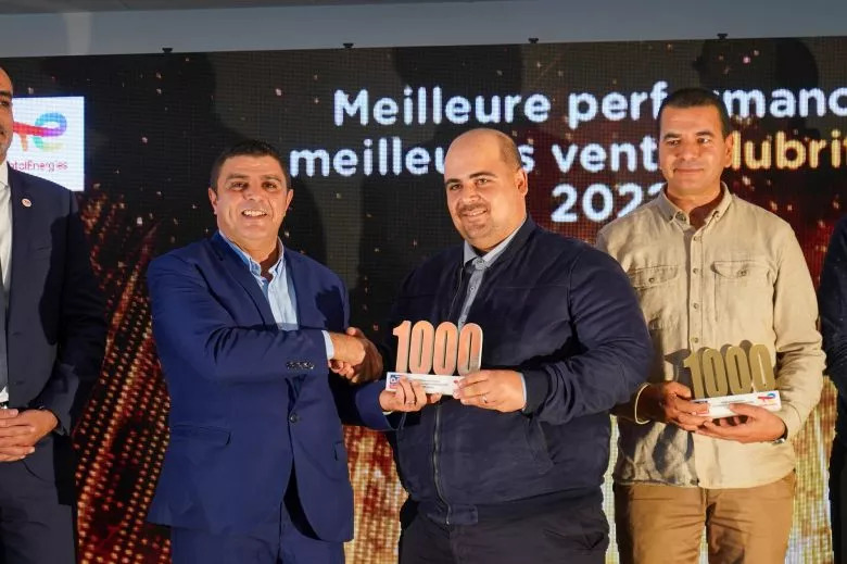 Totalenrgies et AD Tunisie célebrent les 1000 tonnes - Meilleures réalisations et meilleures ventes de lubrifiants 2022