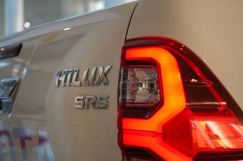 Toyota Hilux 2.4 L Diesel D-4D 4x4 BVA Double Cabine