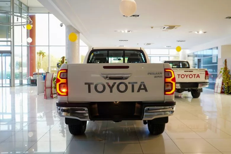 Toyota Hilux 2.4 L Diesel D-4D 4x4 BVA Double Cabine