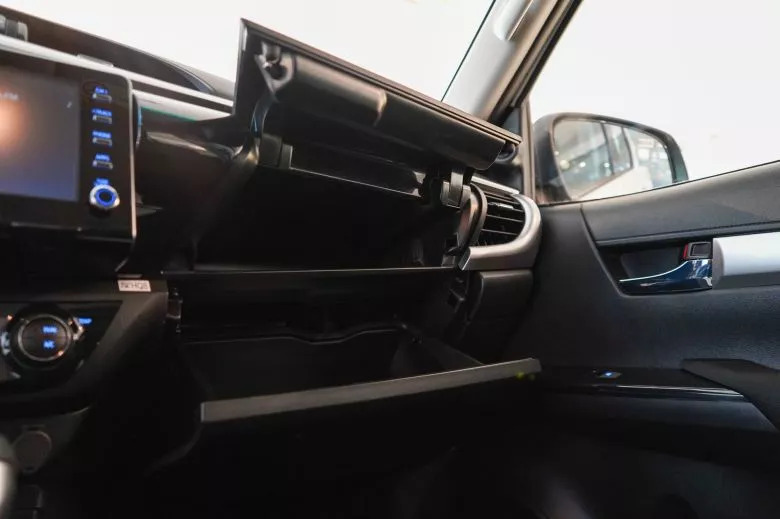 Toyota Hilux 2.4 L Diesel D-4D 4x4 BVA Double Cabine