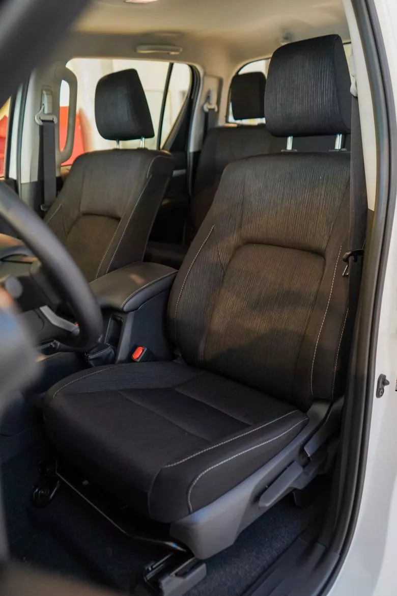 Toyota Hilux 2.4 L Diesel D-4D 4x4 BVA Double Cabine