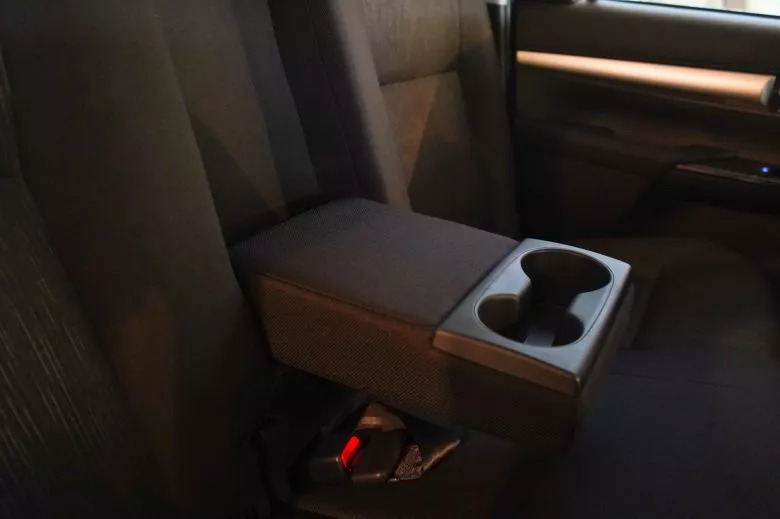 Toyota Hilux 2.4 L Diesel D-4D 4x4 BVA Double Cabine