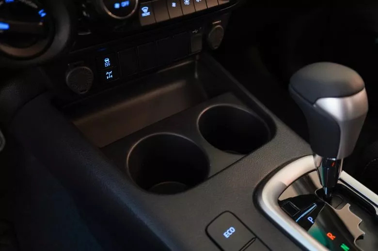 Toyota Hilux 2.4 L Diesel D-4D 4x4 BVA Double Cabine