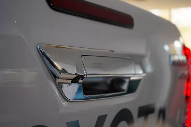 Toyota Hilux 2.4 L Diesel D-4D 4x4 BVA Double Cabine