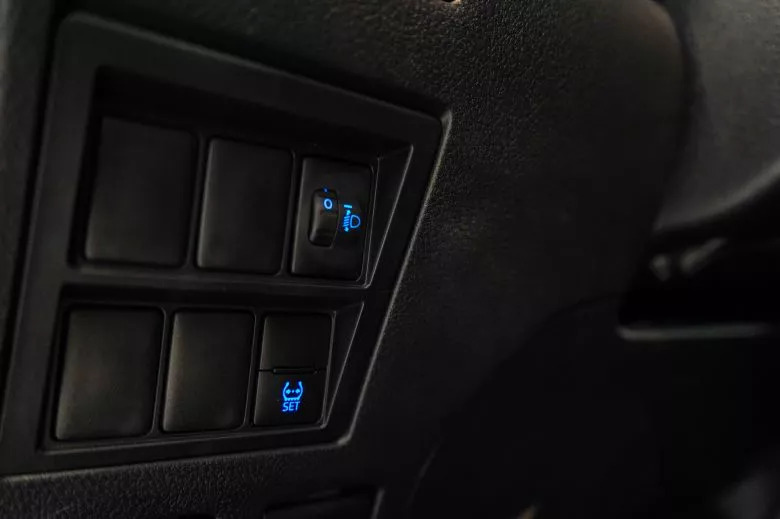 Toyota Hilux 2.4 L Diesel D-4D 4x4 Double Cabine