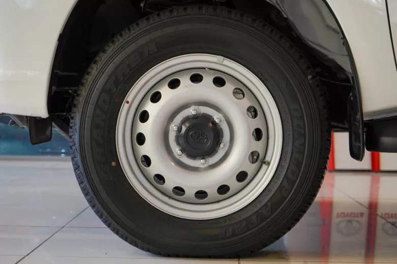 Toyota Hilux 2.4 L Diesel D-4D 4x4 Double Cabine