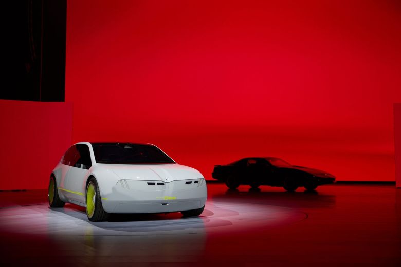 BMW présente à Las Vegas la BMW i Vision Dee