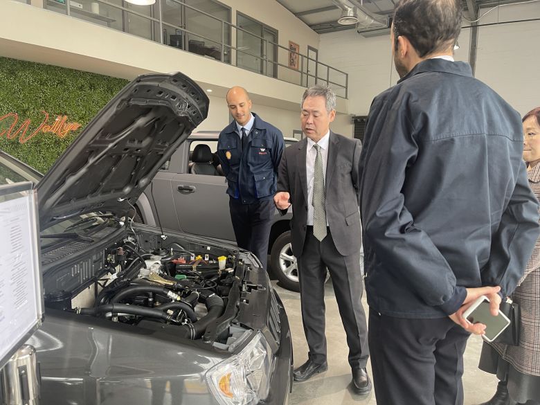 Wallyscar reçoit l’ambassadeur sud-coréen à son usine