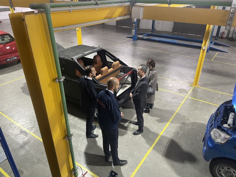 Wallyscar reçoit l’ambassadeur sud-coréen à son usine