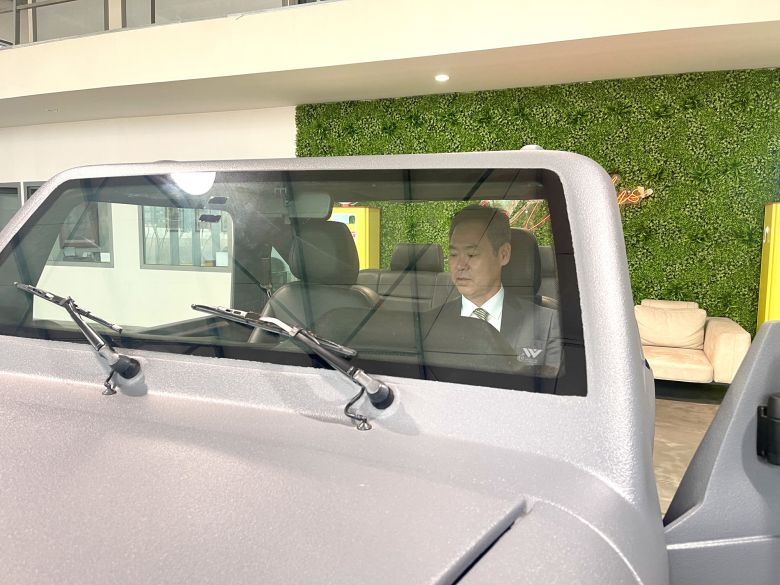 Wallyscar reçoit l’ambassadeur sud-coréen à son usine