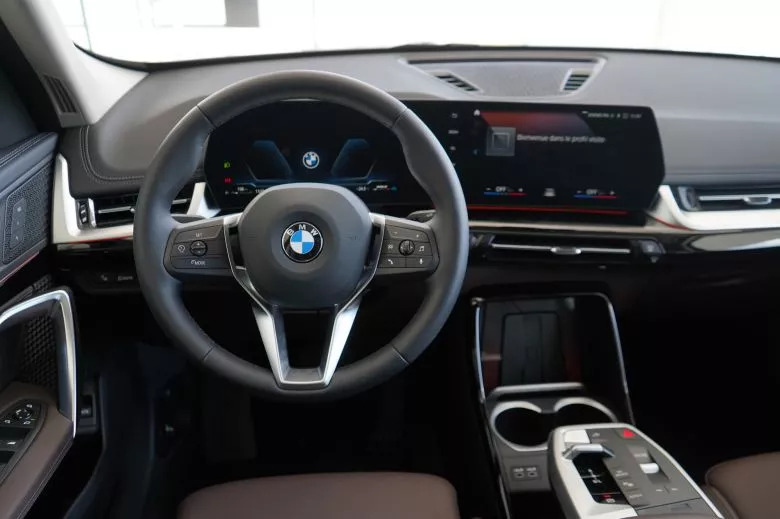 BMW X1 18i sDrive X-Line