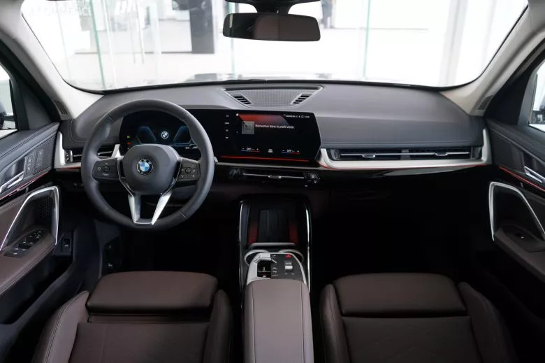 BMW X1 18i sDrive X-Line