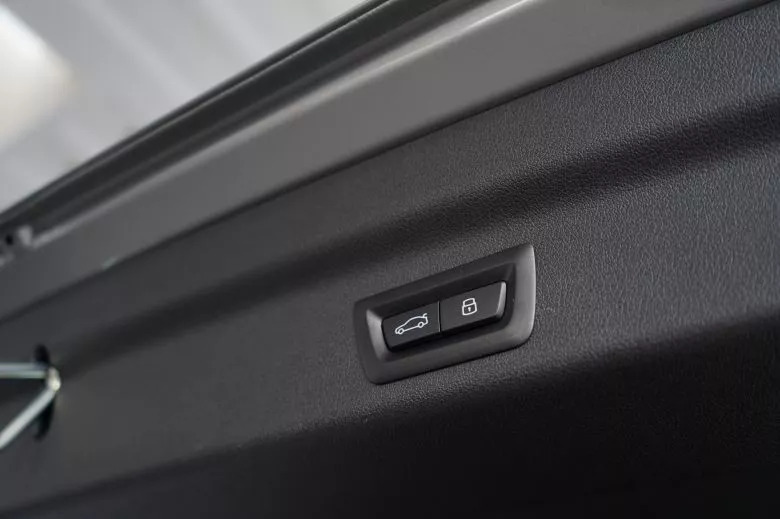 BMW X1 18i sDrive X-Line