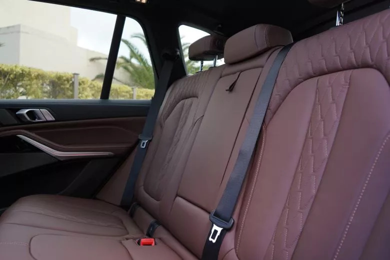 Essai BMW X5 45e, le SUV désormais proposé en hybride rechargeable en Tunisie chez Ben Jemâa Motors