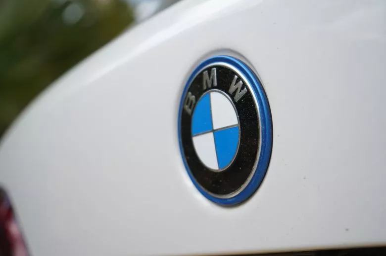 Essai BMW X5 45e, le SUV désormais proposé en hybride rechargeable en Tunisie chez Ben Jemâa Motors