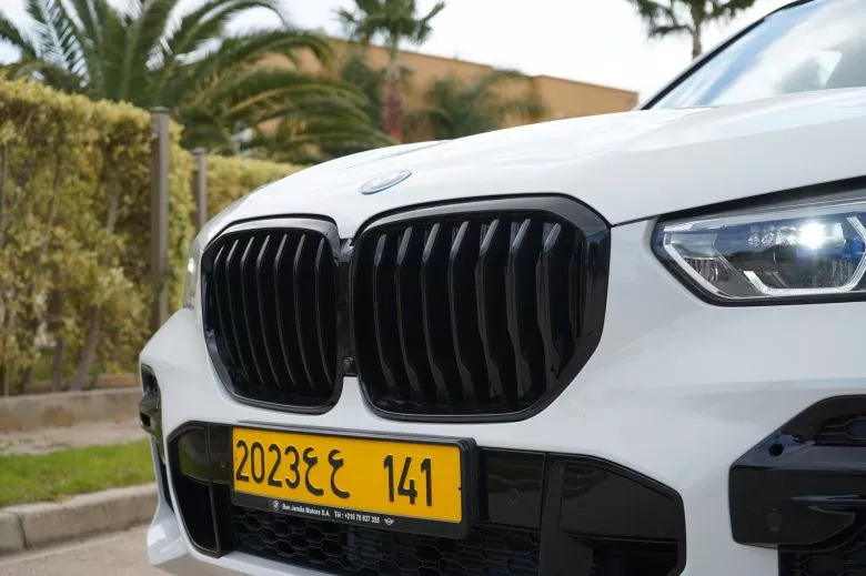 Essai BMW X5 45e, le SUV désormais proposé en hybride rechargeable en Tunisie chez Ben Jemâa Motors
