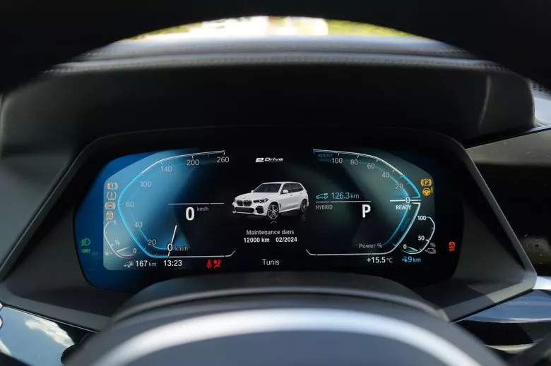 Essai BMW X5 45e, le SUV désormais proposé en hybride rechargeable en Tunisie chez Ben Jemâa Motors