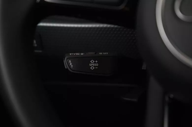 Audi A1 Sportback 30 TFSI S Line BVA