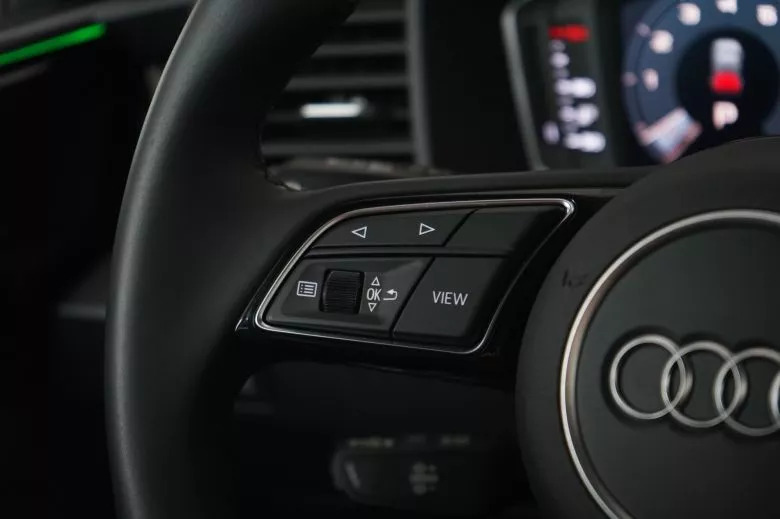 Audi A1 Sportback 30 TFSI S Line BVA