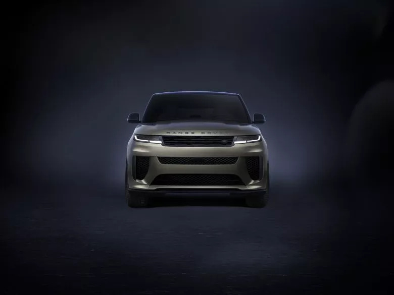 Nouveau Range Rover Sport SV