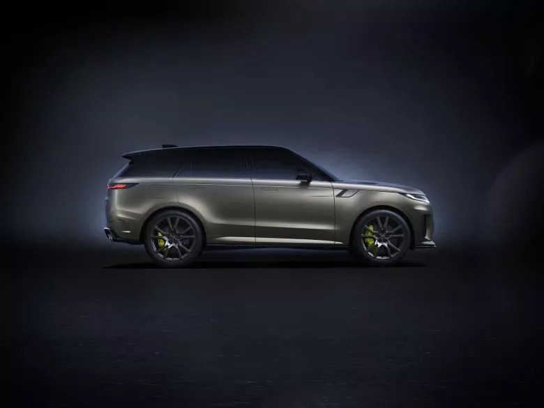 Nouveau Range Rover Sport SV