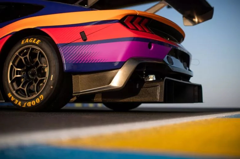 Ford dévoile officiellement la Mustang GT3 au Mans