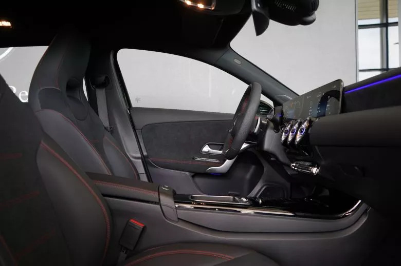 Mercedes-Benz Classe A 200 AMG