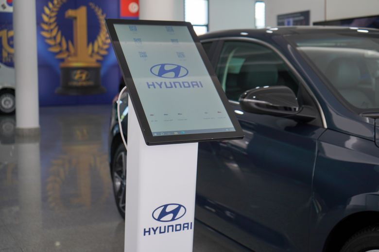 Alpha Hyundai Motor innove avec des bornes digitales pour une expérience client optimale