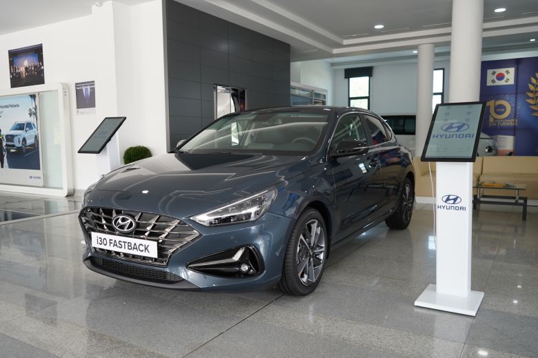Alpha Hyundai Motor innove avec des bornes digitales pour une expérience client optimale