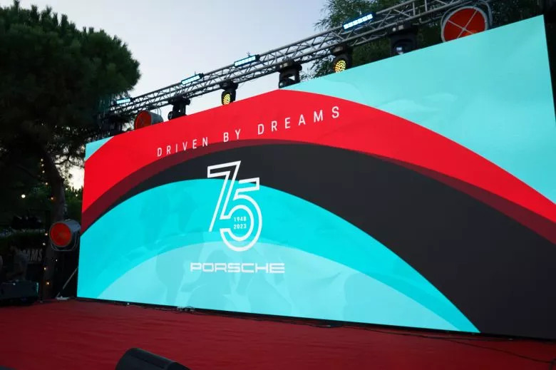 Porsche célèbre ses 75 ans avec un Festival 'Rêve en Couleur'