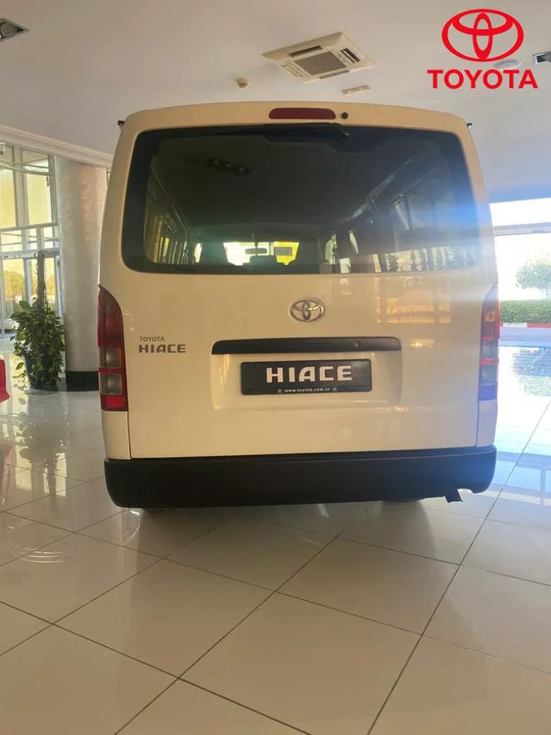 Toyota Hiace Van 3.0 L Diesel