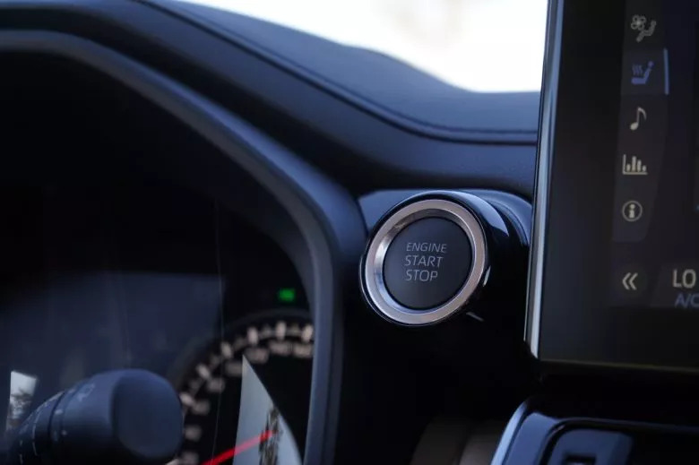 Toyota Land Cruiser 300 3.3 L V6 Bi-Turbo Diesel 4WD VX