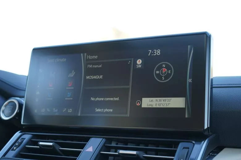 Toyota Land Cruiser 300 3.3 L V6 Bi-Turbo Diesel 4WD VX