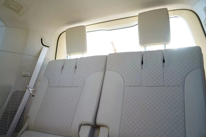 Toyota Land Cruiser 300 3.3 L V6 Bi-Turbo Diesel 4WD VX