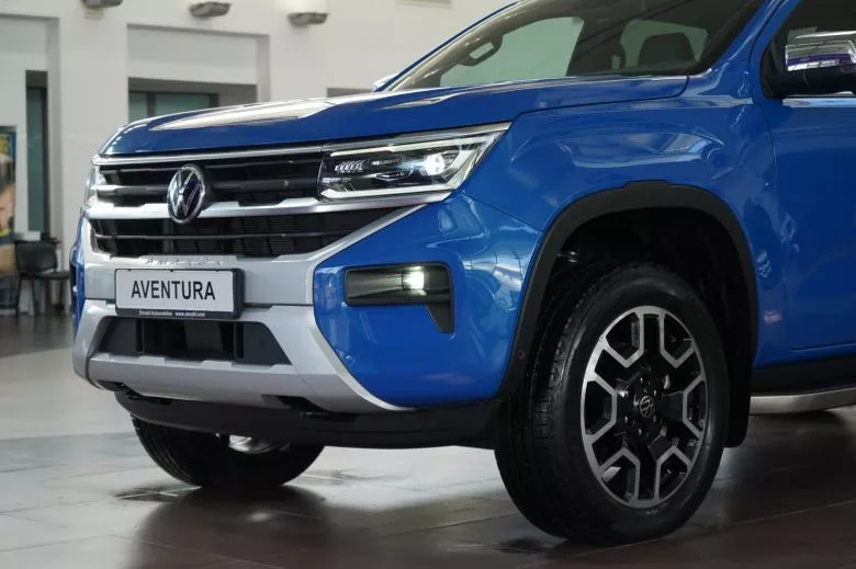 Volkswagen Amarok 2.0 L TDI 4x4 BVA Aventura Double Cabine