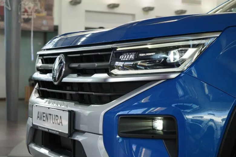 Volkswagen Amarok 2.0 L TDI 4x4 BVA Aventura Double Cabine